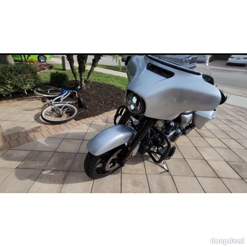 2020 harley davidson street glide 114 ABS whatsapp +971588909485