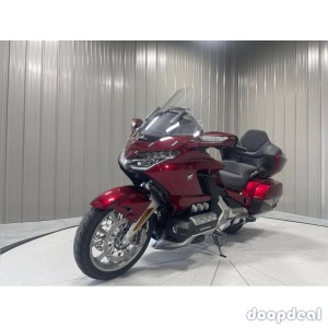 2023 honda goldwing DCT 1800 ABS whatsapp +358414903979