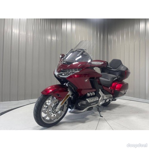 2023 honda goldwing DCT 1800 ABS whatsapp +358414903979