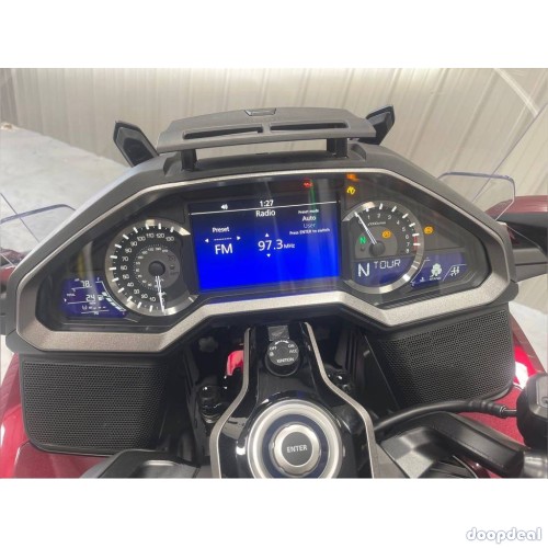 2023 honda goldwing DCT 1800 ABS whatsapp +358414903979