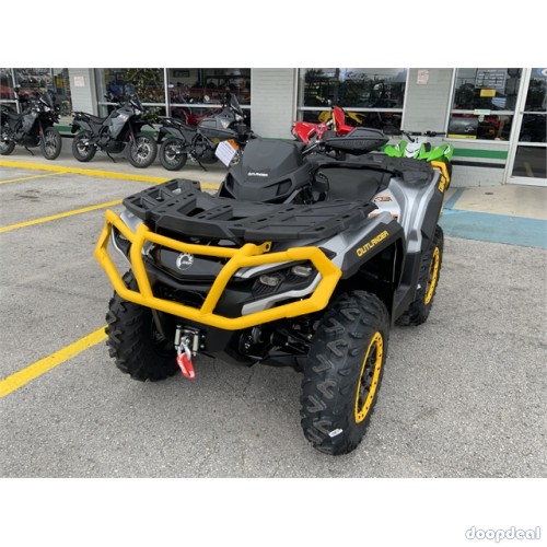 2024 Can-Am Outlander Max XT-P 1000R Silver & Yellow