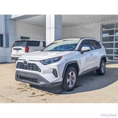 Selling My 2023 Toyota Rav4 XLE AWD