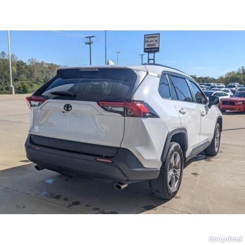 Selling My 2023 Toyota Rav4 XLE AWD